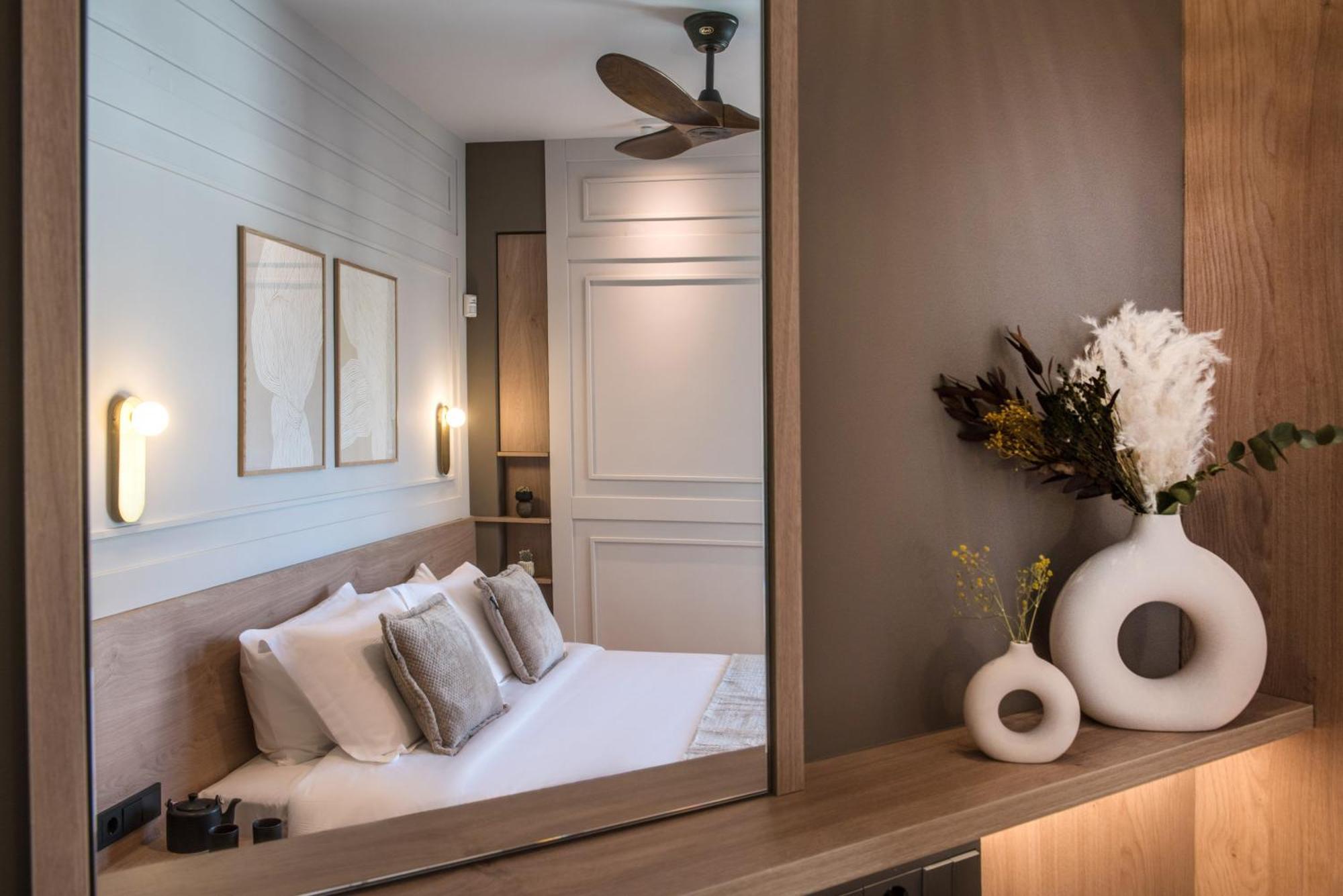 Relaxo Collection Luxury Suites In The Heart Of Heraklion Exterior photo